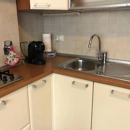 Bilocale Golf Con Terrazzino Apartamento Rapallo